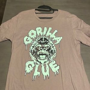 Limited edition graphic tee’s